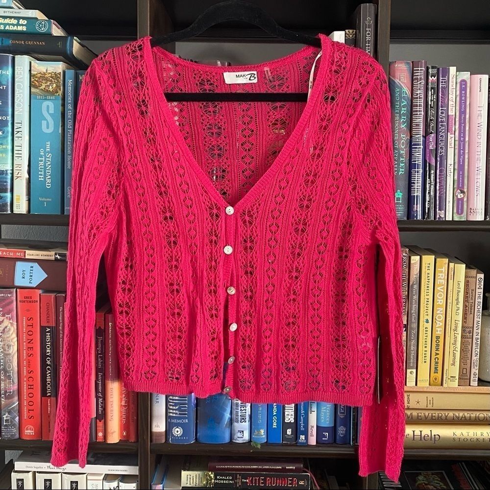 Mak B Crop Sweater